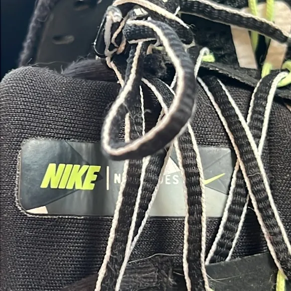 ⭐️ Nike quest black camo swoosh running shoes men 8