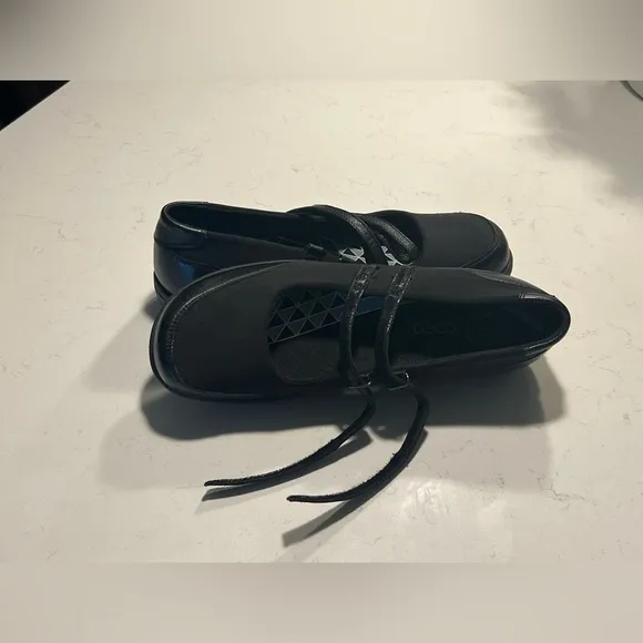 ABEO  Smart Systems Black Mary Jane Flats Double Strap Leather 3510 size 9.5