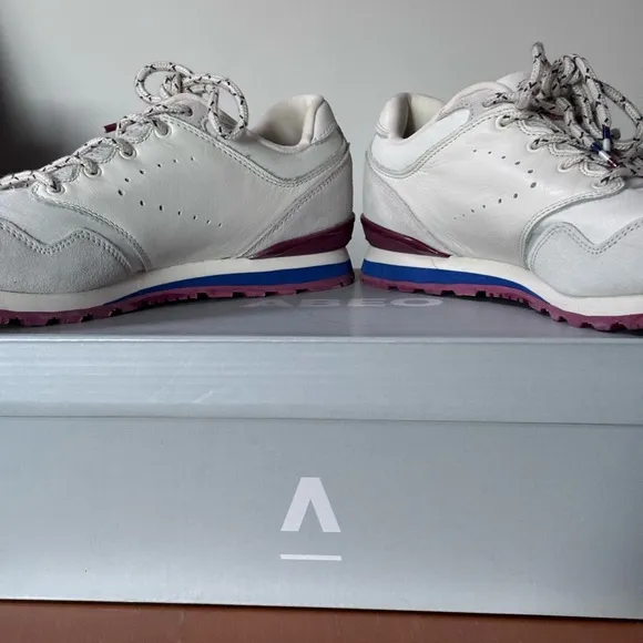 Abeo women’s leather jogger sneaker