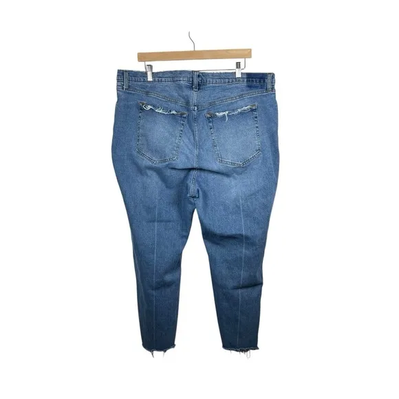 Abercrombie Curve Love Ankle Straight Raw Hem Ultra High Rise Jeans Size 22S