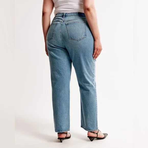 Abercrombie Curve Love Ankle Straight Raw Hem Ultra High Rise Jeans Size 22S