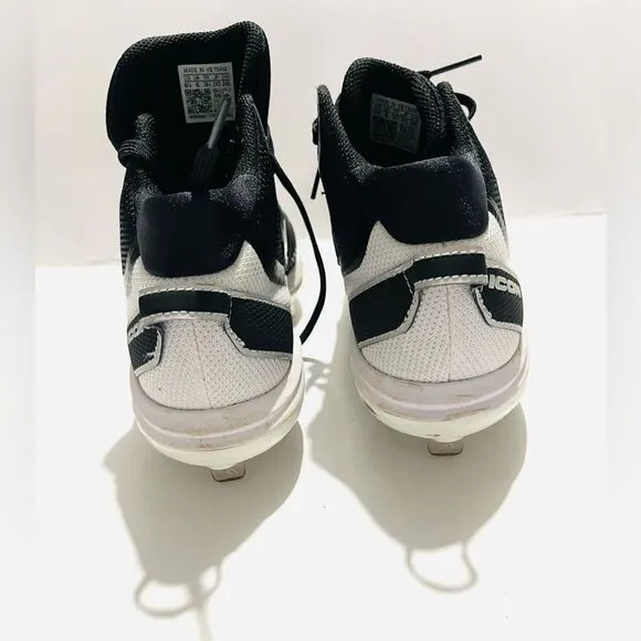 Adidas ICON basketball shoes metal clits black unisex sports men’s 6.5