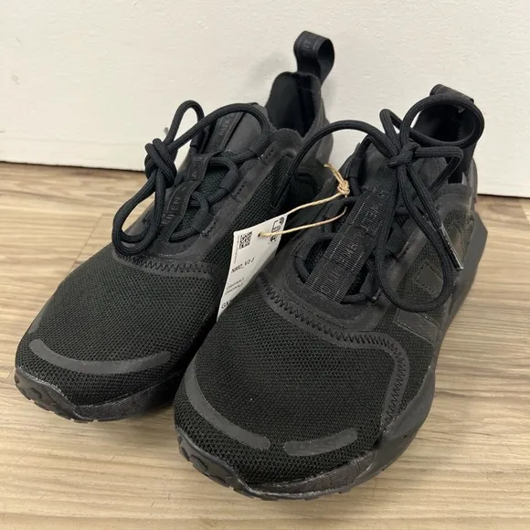 Adidas NMD_V3 J Boost Boys Running Shoes Triple Black Youth Size 5.5 GX5683 NWOB