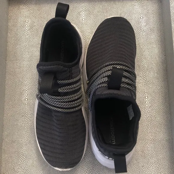 Adidas Sneakers Sports Shoe Size 9 Black Sneaker Running Shoes