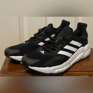 Adidas Solar Boost 4 Running Shoes Trainers GX3044 Black Women Size 10 NEW