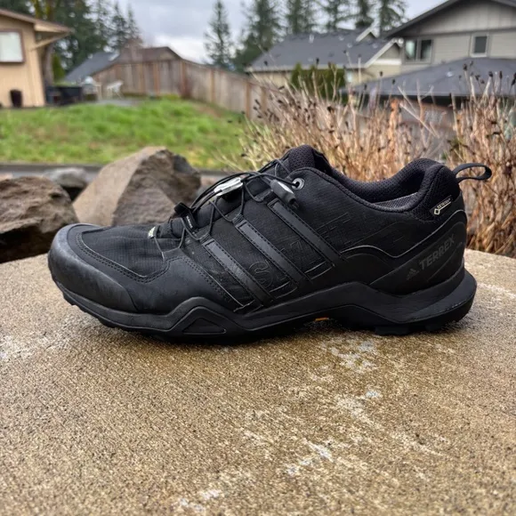 Adidas Terrex Swift R2 Goretex Triple Black CM7492 Hiking Shoes Men's Si…