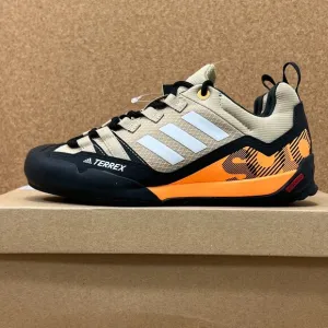 Adidas Terrex Swift Solo 2 Approach Hiking Shoes Men's 4 /Women's 5 Beige Orange