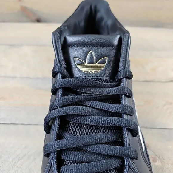 adidas Tyshawn Men's Casual Skate Leather Shoes Core Black White