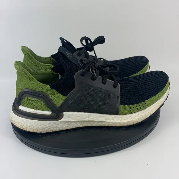 Adidas Ultraboost 19 Tech Green/Black Running Shoes G27511 Men's Size 9.5