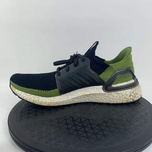 Adidas Ultraboost 19 Tech Green/Black Running Shoes G27511 Men's Size 9.5