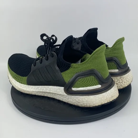 Adidas Ultraboost 19 Tech Green/Black Running Shoes G27511 Men's Size 9.5
