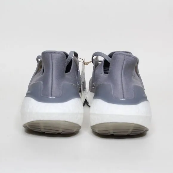 adidas Ultraboost 22 Gray White Running Shoes Sneakers GX5460 Men’s Size 9.5 New