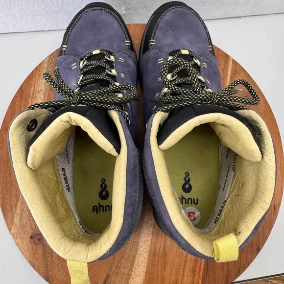 Ahnu Waterproof Hiking Boots Vibram Padded Ankle Purple US 9.5