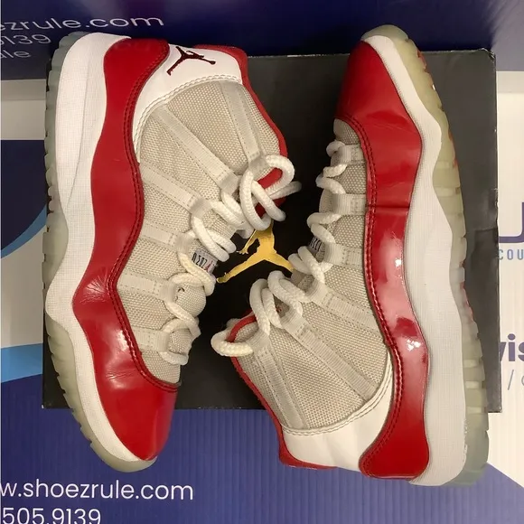 Air Jordan 11 Cherry Kids Size 3y