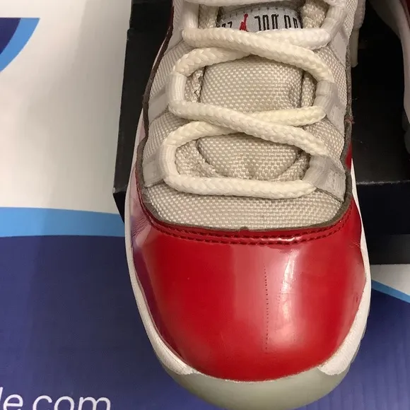 Air Jordan 11 Cherry Kids Size 3y