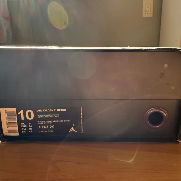 Air Jordan 11 Space Jam