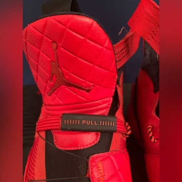 Air Jordan‎ 33 PF 'Full Red'