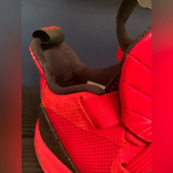 Air Jordan‎ 33 PF 'Full Red'