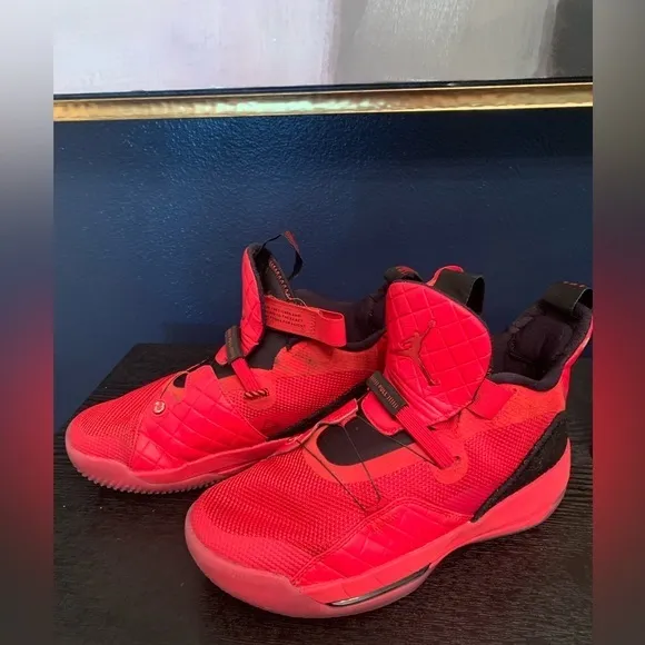 Air Jordan‎ 33 PF 'Full Red'