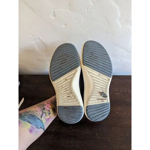 Allbirds Women's Wool Runner Mizzles Navy Blue Sneaker Shoes - Size 9