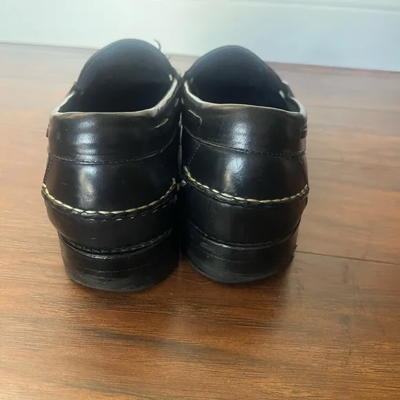 Allen Edmond’s Dellwood Men's Black Tassel Loafers-Size 9.5 D