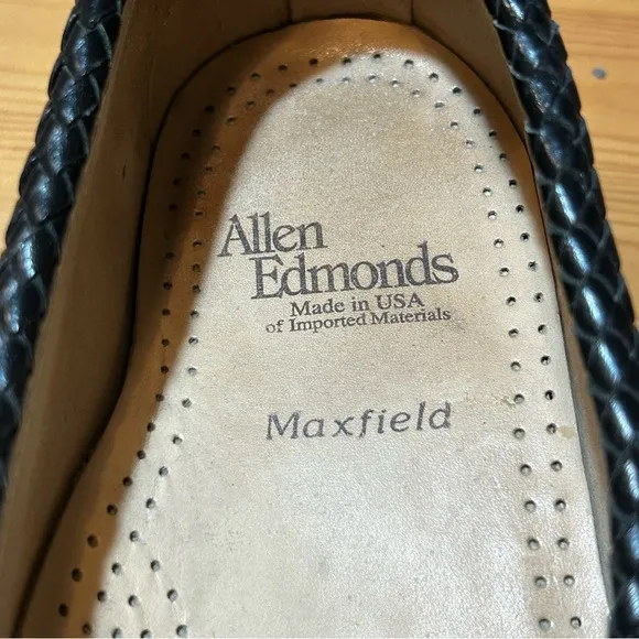 Allen Edmonds Men’s Black Maxfield Leather Tassel Moc Toe USA Size 8 Loafers
