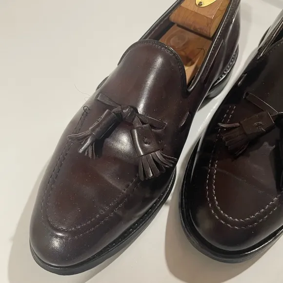 Allen Edmonds Men's deep blood burgandyTassel Loafers-Shell Cordovan