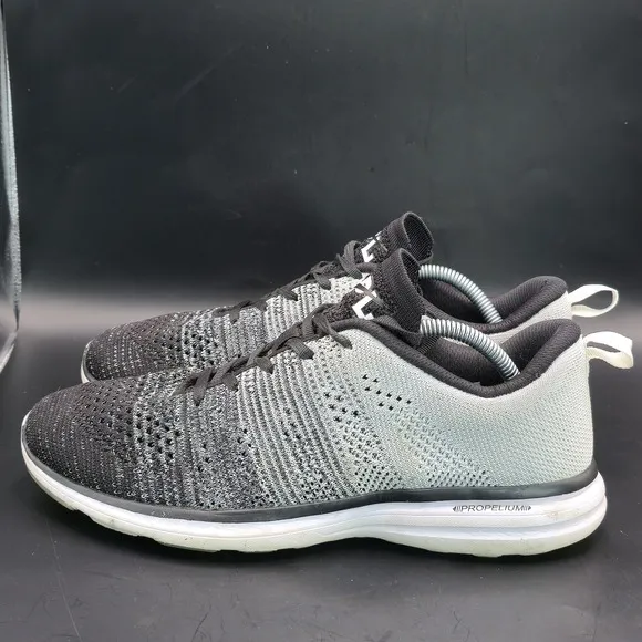 APL women's Techloom Pro Running Sneakers Sz: 10.5