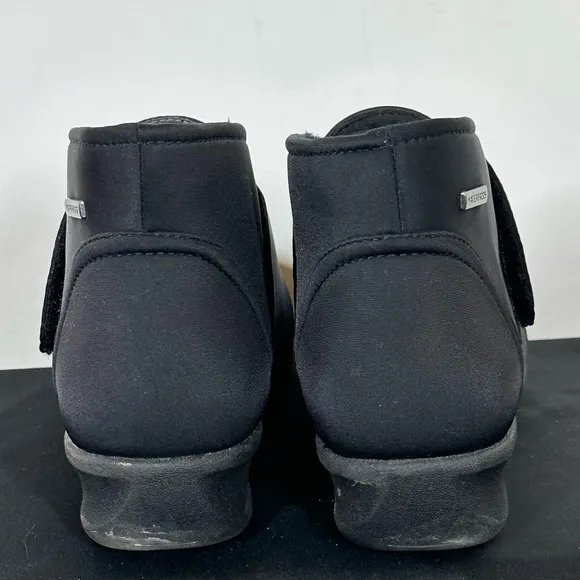 Aravon Fairlee Instep Ankle Waterproof Velcro Booties Boots Sz 6