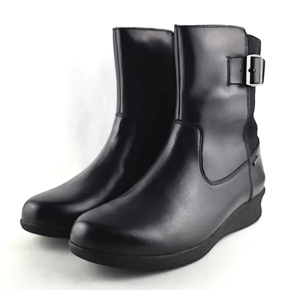 Aravon Women's Black Waterproof Leather Short Wedge Boots Buckle Strap Size 11