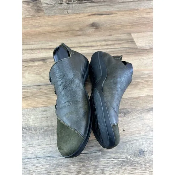 Arche FRANCE Costic Slip-On comfort shoes sneakers Olive Green Leather 7