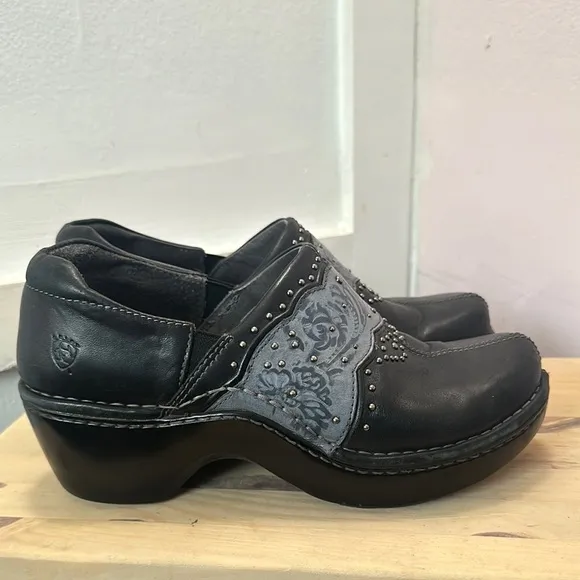 Ariat Black Mules &amp; Clogs Leather Western Clogs Black Gray Women's Size 7.5