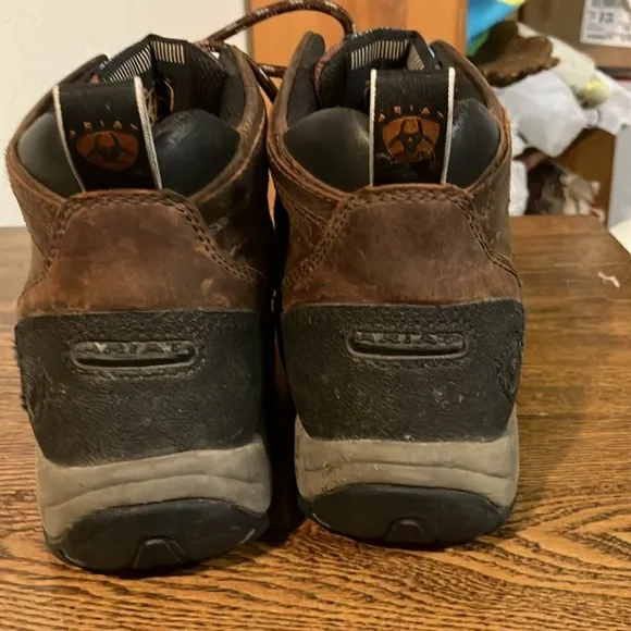 Ariat waterproof boots ATS 6.5 rugged lightweight  boot