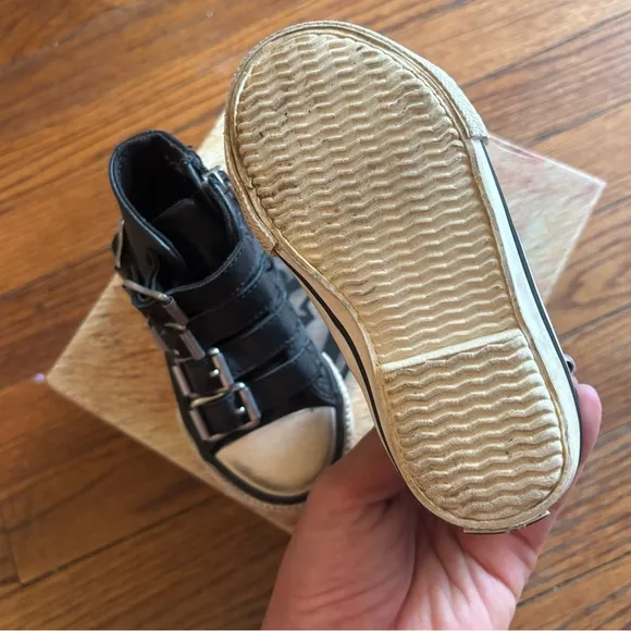ASH Kids Black High-Top Leather Sneakers Black Buckles Toddler shoe casual sz 6