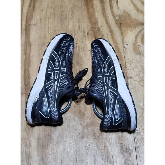 ASICS GEL-Cumulus 23 Women 10.5 Running Shoes 1012A889 Black