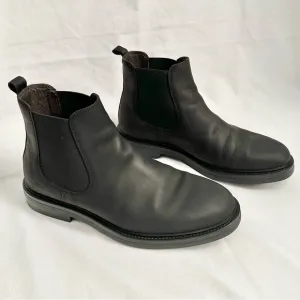 A.Testoni Men’s Waterproof Nubuck Leather Chelsea Boots