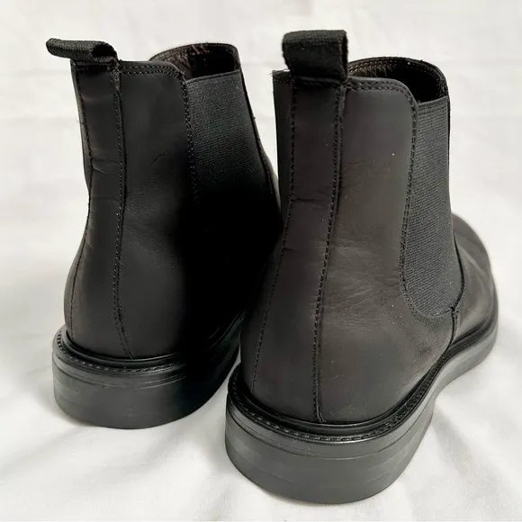 A.Testoni Men’s Waterproof Nubuck Leather Chelsea Boots