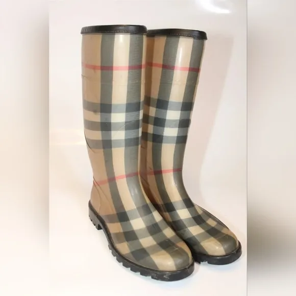 AUTHENTIC BURBERRY WATERPROOF RAIN BOOTS WELLIES. ANY WEATHER. 6
