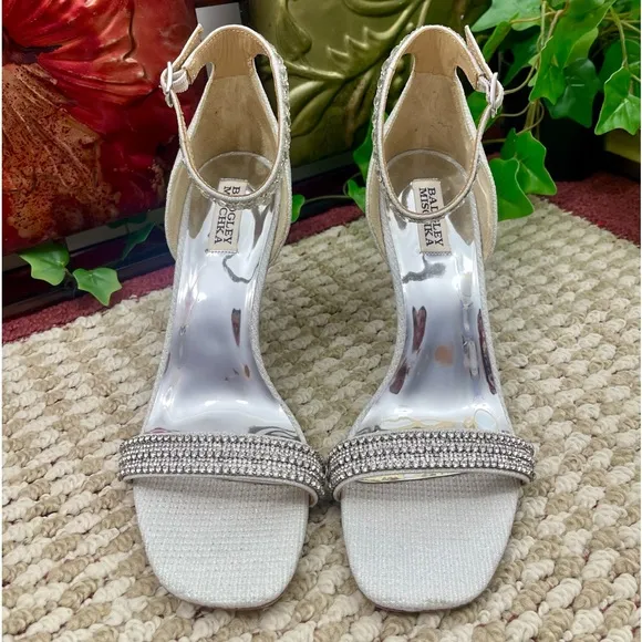 Badgley Mischka Collection Urina Heeled Sandal in 10
