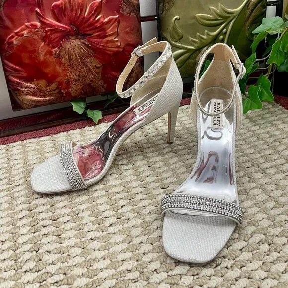 Badgley Mischka Collection Urina Heeled Sandal in 10