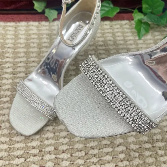 Badgley Mischka Collection Urina Heeled Sandal in 10