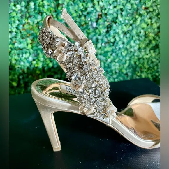 Badgley Mischka - Tisha | Leather Embellished Pumps W/Beige Ankle Strap - Sz 6