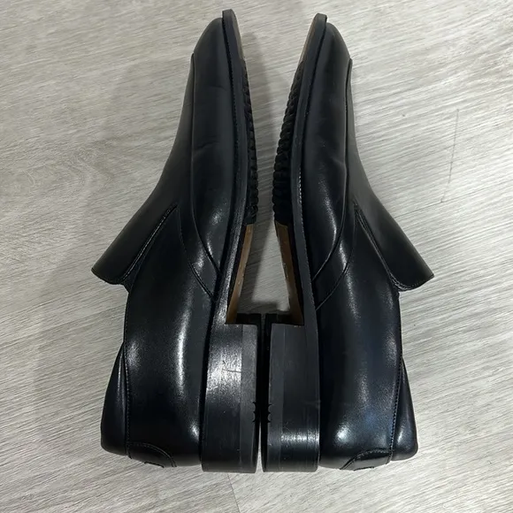 Bally • mens made in Switzerland leather slip on dress shoes size 8 black