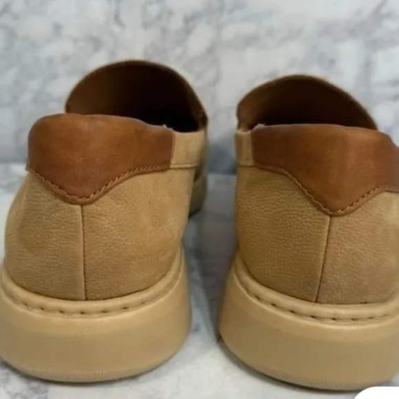 Baretraps Men's Tan Loafers NEW W TAGS