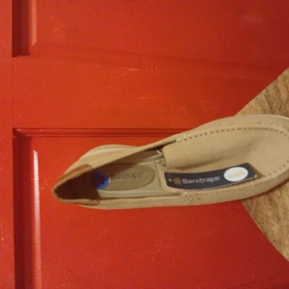 Baretraps Men's Tan Loafers NEW W TAGS