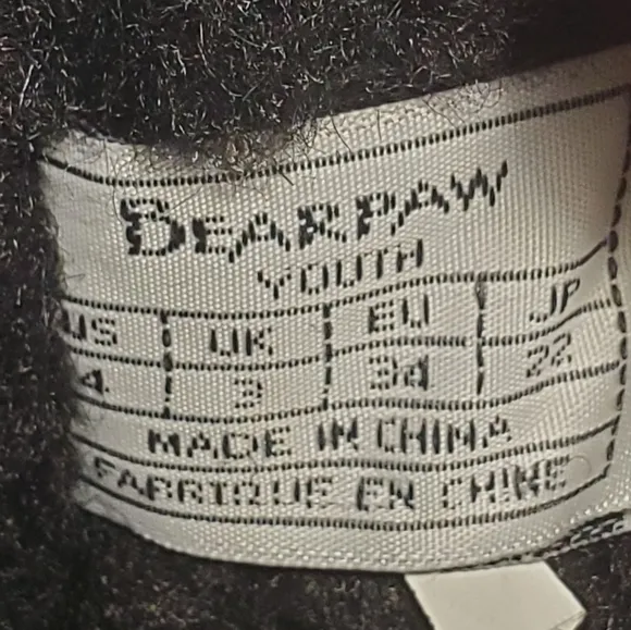 BEARPAW Kelly Boots Black Leather Fur Lined Girls Youth  Size 4 Waterproof NWOT