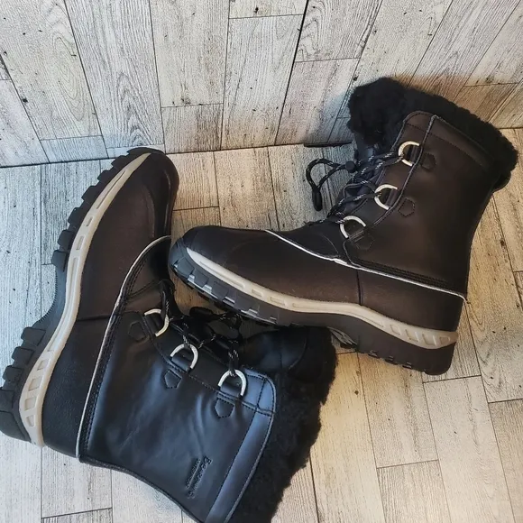 BEARPAW Kelly Boots Black Leather Fur Lined Girls Youth  Size 4 Waterproof NWOT