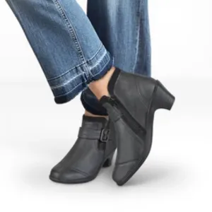 Bioheels OrthoFeet Emma Ankle Boot Side Zip Bootie-Black-Leather-Women Size 8.5