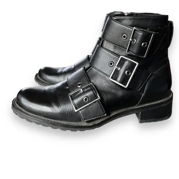 BLONDO Camila Waterproof Moto Bootie Size 9.5