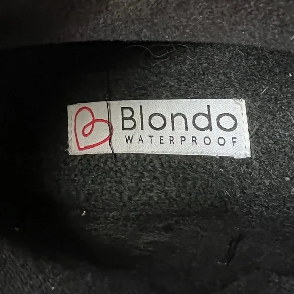 BLONDO Camila Waterproof Moto Bootie Size 9.5